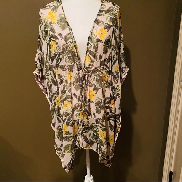 Lily White Kimono Floral Sheer Wrap Coverup Blush Trim Size Medium - Picture 2 of 12